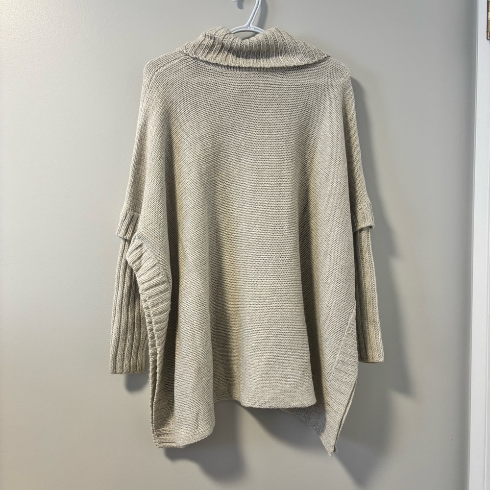 Lily Morgan Cozy Cream Turtleneck Sweater Medium - Picture 5 of 5